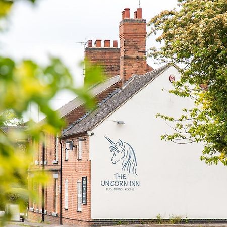 The Unicorn Inn Newton Solney Exterior foto
